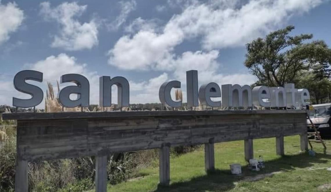 reparto de alimentos con fines políticos en San Clemente