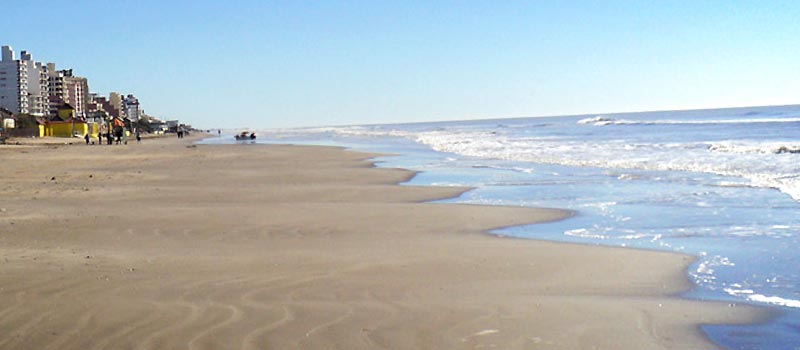 La Costa y la venta ambulante: el curro de la concesión que vence en diciembre | ensobrados