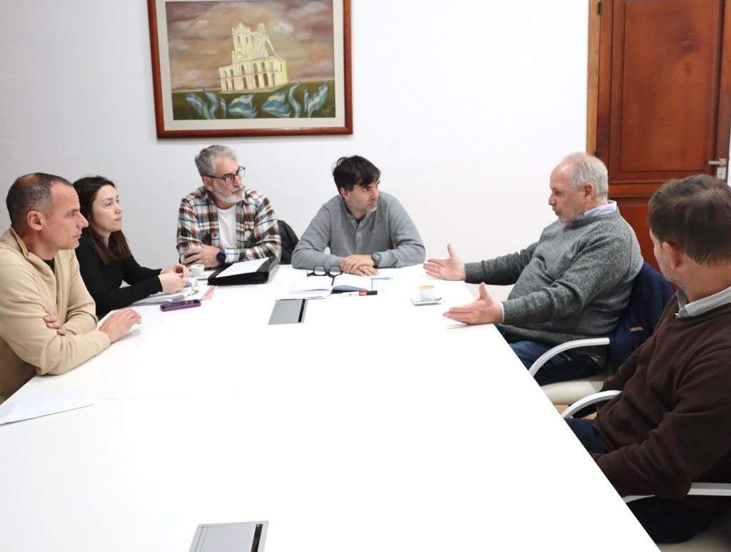 Microenvases SRL invierte en Castelli y genera empleo