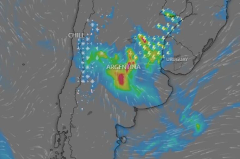 ⚡ Tormenta vs Municipio: vecinos mojados, drenajes colapsados