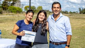 Municipio de Dolores entrega terrenos a familias a través del programa Mi Hogar