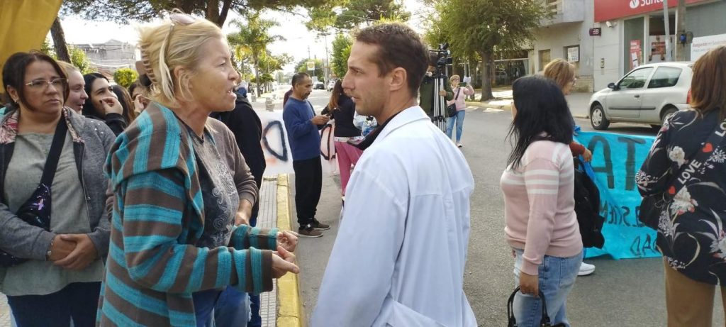Cavallini en La Costa: del Estado al discurso anticasta
