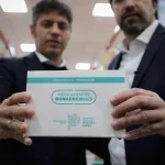 Kicillof recorrió el Hospital Rossi y reforzó el programa Medicamentos Bonaerenses en La Plata