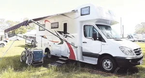 Madariaga regula motorhomes y crece el debate en la Costa