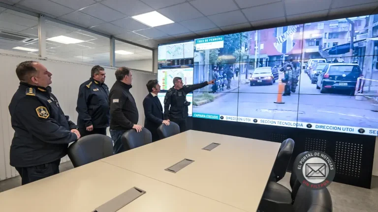 Kicillof supervisó un megaoperativo en Fuerte Apache y reavivó la pelea con Nación por los fondos