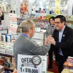 Nardini y el Chequelibro de $10.000: Malvinas Argentinas apuesta a la cultura